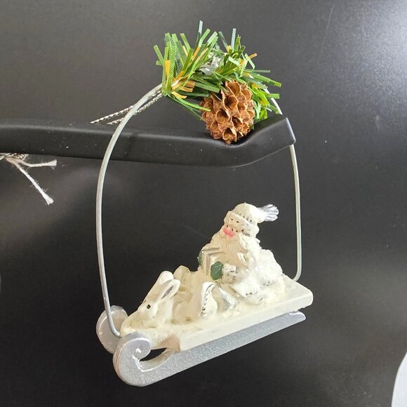Rare NWT Pam Schifferl Winter White Santa Pinecone Sled Rabbit Christmas Ornamen - Picture 1 of 11